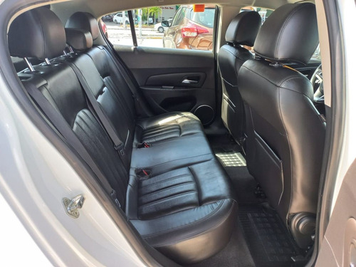 Imagem 10 de 14 de Chevrolet Cruze Hb Sport Lt 1.8 16v Flexp. 5p Aut 2013/2...