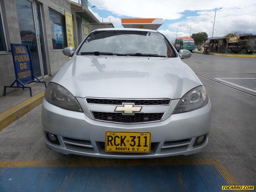Imagen 2 de 14 de Chevrolet Optra Advance