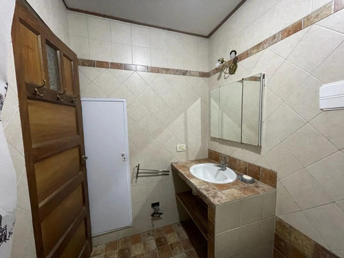 Venta Casa Con Jardin San Miguel, Excelente Ubicacion!