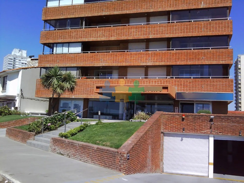 Buscas Una Amplia Planta Y Una Hermosa Vista Al Mar ? - Ref : Eqp7226