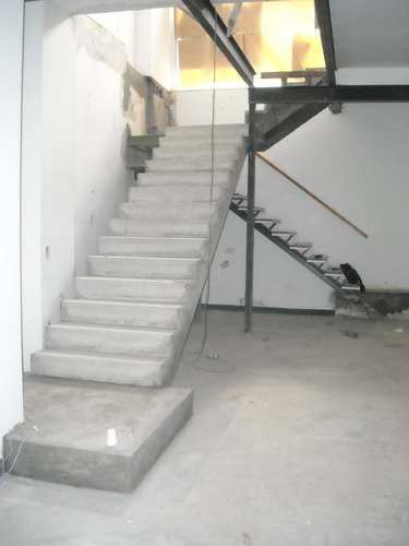 Imagen 7 de 10 de Escalera Premoldeada De Hormigon