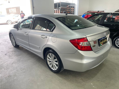 Honda Civic 1.8 Lxs 16V Flex 4P Manual