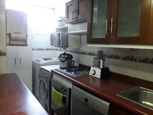 Casa En Venta De 4 Dorm. En La Reina