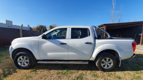 Imagen 6 de 12 de Nissan Frontier Se Plus 4x2 2.3 Bi-t