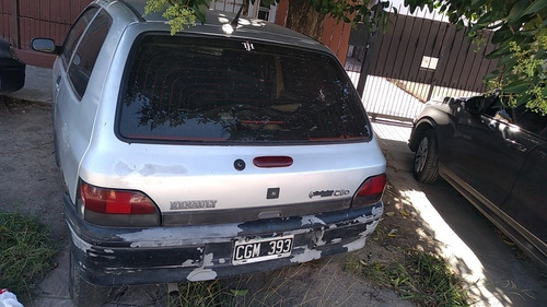 Renault Clio 1998 1.6 Rn Aa