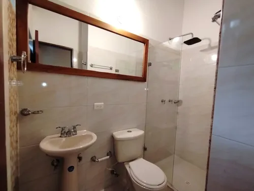 Casa En Venta En El Poblado. Cod V12261