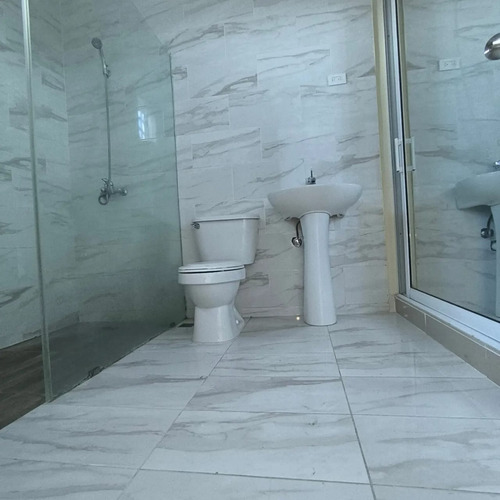 Apartamento De 2 Habitaciones Un Baño Sala Cocina Comedor Ar