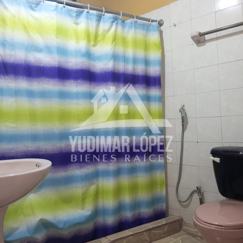 Cómoda Habitación En Alquiler Para Damas, Sector Camoruco, El Castaño, Maracay Edo. Aragua.