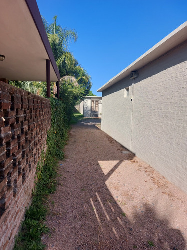 Apartamento En Complejo Cerrado Con Patio