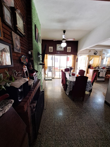 Venta 2 Viviendas De 3 Amb C/u S/172 M² De Lote
