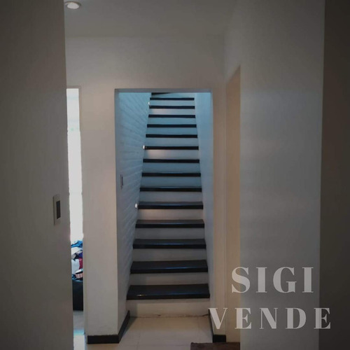Impecable Casa En Venta Estilo Ingles Entre Nvo Urca Y V Esc