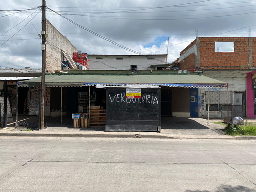 Local Comercial De 258 M² Con Dos Depósitos