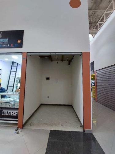 Imagen 2 de 3 de Local De 8 Mts En Alquiler