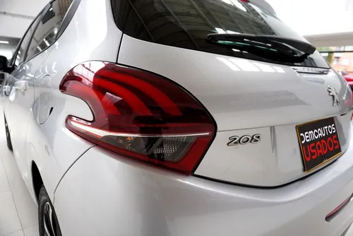 Peugeot 208 Allure At 1.6 Dqu162