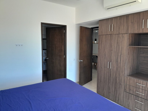 Bonito Departamento En Renta De 101 Mts2, Amueblado, Torre Baluarte, Nazatlan.