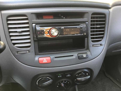 Kia Rio 2012 1.6 4 P
