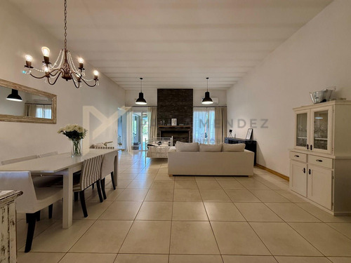 Casa Chalet En Venta En Santa Teresa, Villanueva, Tigre