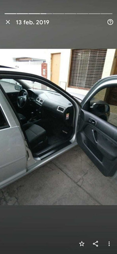 Volkswagen Bora 2.0 Trendline 115cv 2009