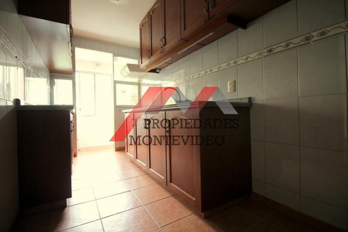 Apartamento En Venta 2 Dormitorios - Centro: