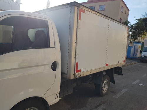 Imagem 8 de 11 de Hyundai Hr 2011 2.5 Rs Longo S/ Carroceria Tci 2p