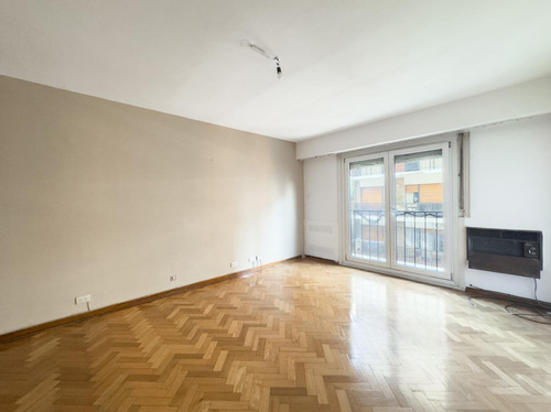 Amplisimo Departamento Refaccionado En Venta Con Cochera - Recoleta