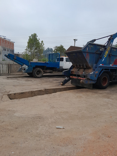 Caminhão F12000 C/ Polinguindaste + 15 Caçambas