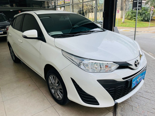 Toyota Yaris 1.5 Xl Plus Connect 16v Cvt 5p
