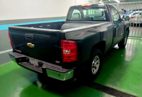 Chevrolet Silverado Ls