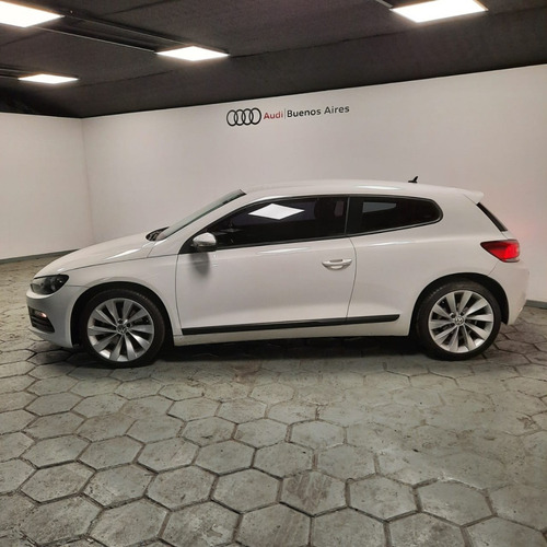 Imagen 5 de 15 de Volkswagen Scirocco 2.0 Tsi Manual 2012 2013 Usado Dsg Tv