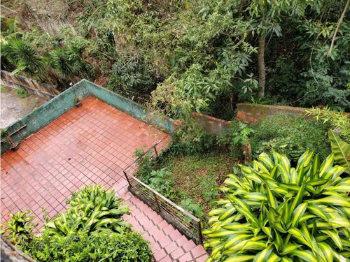 Los Robles - Casa - Venta Loms
