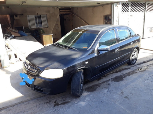 Imagem 1 de 15 de Astra Advantage Hatch