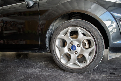 Imagen 8 de 15 de Ford Fiesta Desing Trend Plus 1.6 Nafta Jxt Nv