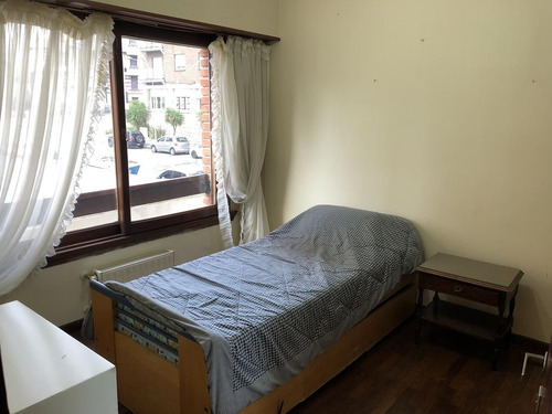 Imagen 10 de 18 de Departamento 4 Ambientes Con Dependencia - 2 Cocheras - Alvear 2200