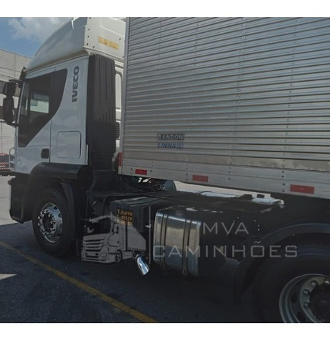 Imagem 6 de 10 de Caminhão Iveco Strallis Ano 2011 4x2 Super Conservado