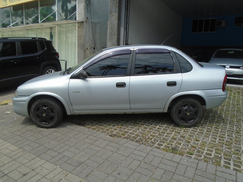 Corsa Sedan 1.0 Com Ar Condicionado