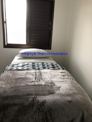 Imagem 7 de 10 de Apartamento 99m², 03 Dormitórios (sendo 01 Suíte), 02 Banheiros E 02 Vagas Na Garagem. Condomínio Com Portaria, Segurança 24hrs, Piscina. - 21062303 - 69714271
