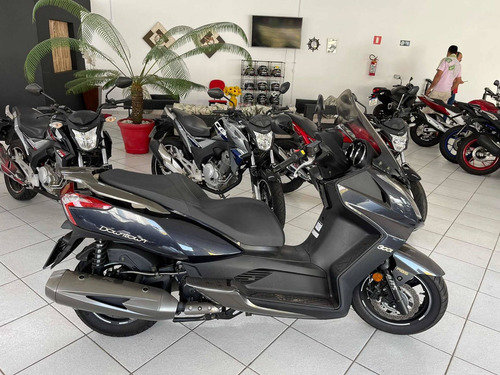 Imagem 4 de 8 de Kymco Downton 300i
