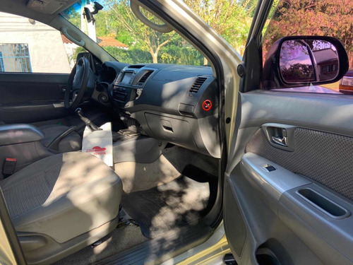 Toyota Hilux 3.0 Cd Srv I 171cv 4x2 - B3 2013