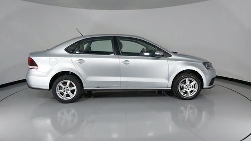Volkswagen Vento 1.6 STARTLINE AUTO