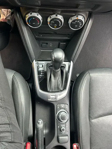 Mazda 2 1.6 Grand Touring Aut