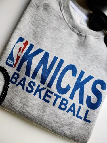 Knicks basketball sweatshirt friends hot sale