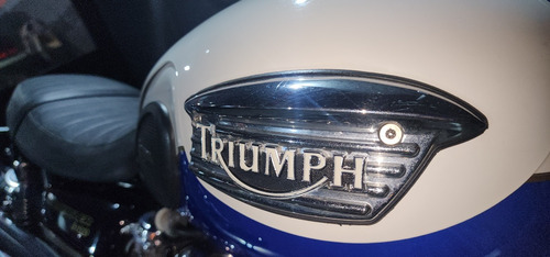 Triumph Scrambler 900