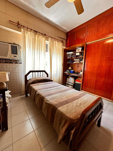 Amplia Casa De 5 Dormitorios Con Galería Y Pileta, Av. Roca Al 1000, Barrio Sur