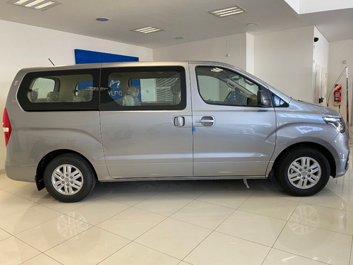H1 12p 5at Full Premium (2.5 Crdi) Euro V 0km 2021