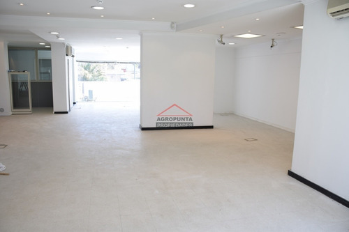 Amplio Local Comercial Sobre Av Roosevelt- Ref: 5374