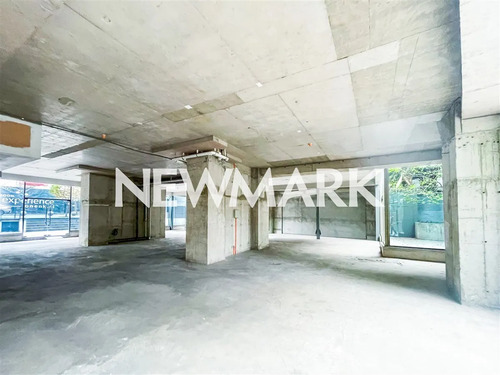 Local Comercial En Arriendo En Providencia