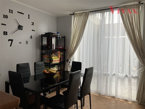Imagen 3 de 26 de Casa En Venta 3 Pisos, 4 Dormitorios, 3 Baños En Antofagasta