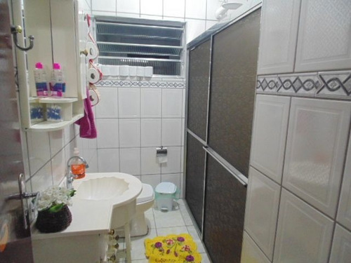 Imagem 22 de 30 de Casa Com Amplo Quintal E Piscina - Ca3651