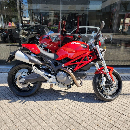 Imagen 9 de 16 de Ducati Monster 696 Color Rojo Año 2013 Rosario Marrocchi