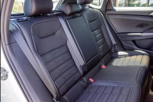 Imagen 9 de 21 de Volkswagen Taos 1.4 250 Tsi Highline